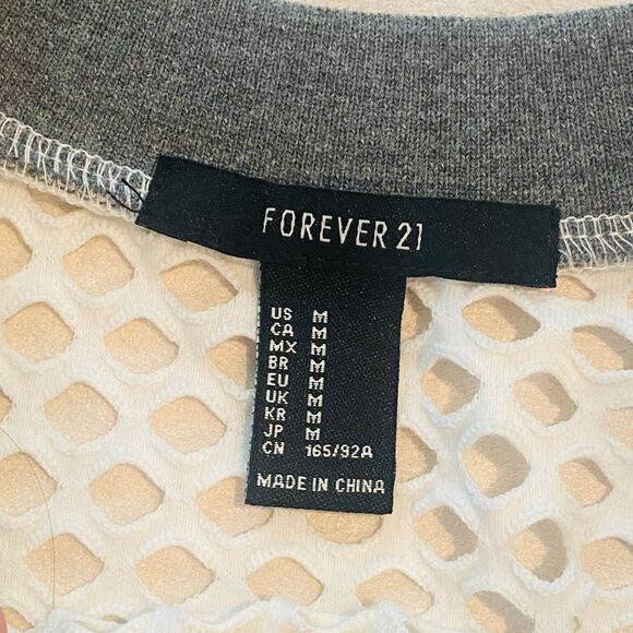 Forever 21 Crew Neck Mesh Netted Short Sleeve Crop Top White Gray Medium - Picture 3 of 3